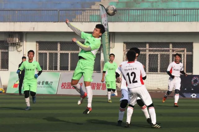 五大联赛后卫单季助攻榜：阿诺德直追阿尔维斯